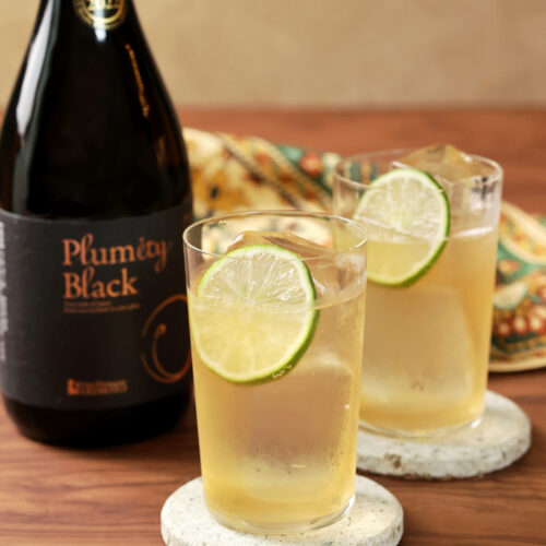 Plumity Black Ginger Fizz カクテル